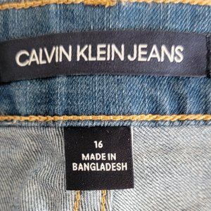 Calvin Klein Denim Shorts - Size 16